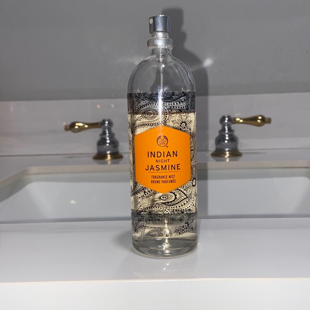 Perfume - Picture 3 of 5